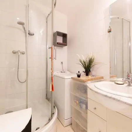 Atypical One-Bedroom Apartment In The Heart Of Old Antibes! *